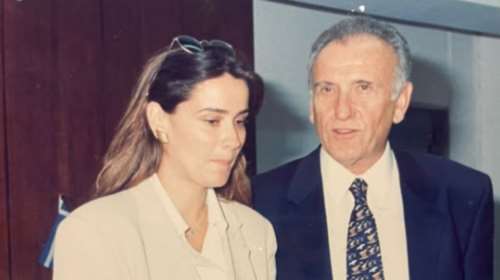 Το συγκινητικό αντίο της Άννας Ροκοφύλλου στον πατέρα της: Τα υπουργιλίκια τα θεωρούσες ευθύνη, όχι ευκαιρία ανάδειξης