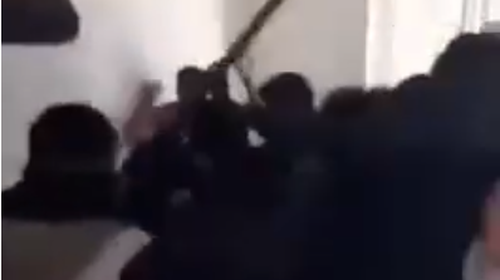 Καμίνια: Καρέ - καρέ η άγρια συμπλοκή με τον έναν νεκρό - Σκληρές εικόνες [Βίντεο]