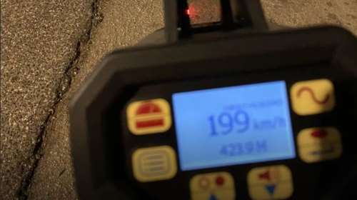 Χειροπέδες σε 20χρονο που έτρεχε στη Λ. Σχιστού με... 199 χιλιόμετρα- Το όριο ήταν 50 χλμ.