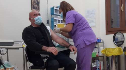 Κορονοϊός: Ξεκίνησε ο εμβολιασμός όλων των κατοίκων του Καστελόριζου [εικόνες]