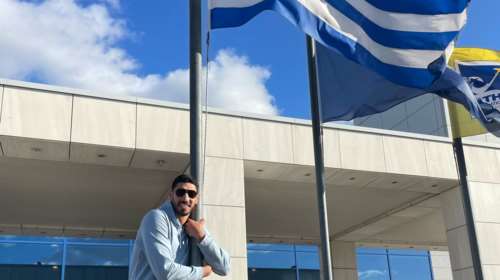 Στην Ελλάδα ο σταρ του NBA και πολέμιος του Ερντογάν, Ενές Καντέρ - Ζήτησε να δει τον Ανδρουλάκη