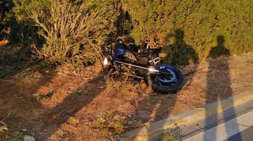 Τροχαίο στη Βούλα: Δύο μηχανές χτύπησαν την ηλικιωμένη - Αναζητείται ο αναβάτης που την παρέσυρε πρώτος