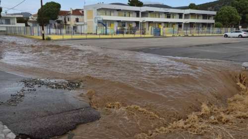 Η Adel &quot;χτύπησε&quot; την Ερμιονίδα: Να κηρυχθεί σε κατάσταση έκτακτης ανάγκης ζητεί ο δήμαρχος