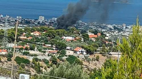 Νέος συναγερμός: Σε εξέλιξη πυρκαγιά σε αποθήκη στους Αγίους Θεοδώρους