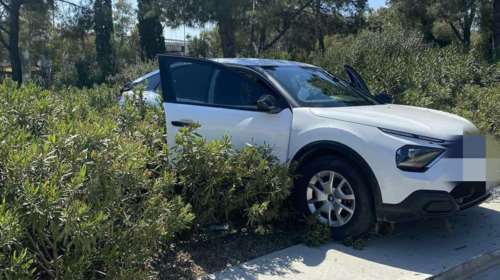 Καταδίωξη Ρομά στην Καλλιθέα: Προσπάθησαν να εμβολίσουν περιπολικό - Δύο συλλήψεις