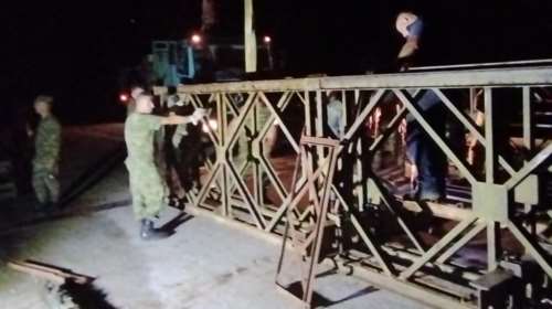 Βόλος: Στήθηκε η πτυσσόμενη γέφυρα Belley από τον στρατό στο Πήλιο - Προσωρινή λύση για τη γέφυρα των Καλών Νερών