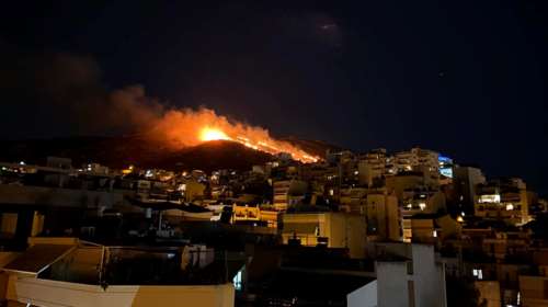 Σχιστό Κορυδαλλού: Υπό μερικό έλεγχο η φωτιά - Δεν κινδύνευσαν σπίτια [εικόνες - βίντεο]