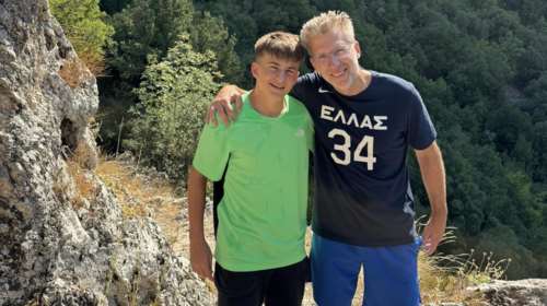 &quot;Τον θαυμάζω γιατί είναι μαχητής&quot;: Η συγκινητική ανάρτηση του Άκη Σκέρτσου για τον γιο του