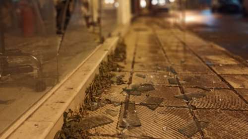 Σεισμός στη Φλώρινα: Ζημιές σε κτίρια και αυτοκίνητα - Δύο άτομα στο νοσοκομείο [εικόνες - βίντεο]