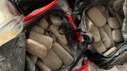 Ναρκωτικά σε Airbnb διαμέρισμα: Πώς η αστυνομία εντόπισε πάνω από 100 κιλά ηρωΐνης [εικόνες - βίντεο]