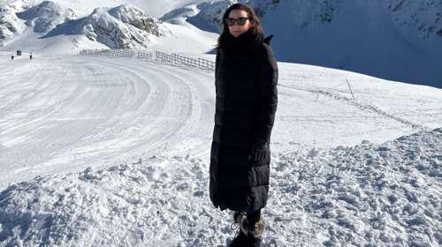 Η εμφάνιση της Όλγας Κεφαλογιάννη στα χιόνια - Αυτοψία στο χιονοδρομικό κέντρο Παρνασσού [εικόνες]