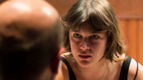 Το &quot;Μοτέλ&quot; στο Θέατρο Τέχνης - Με την πρωταγωνίστρια του Παπακαλιάτη, Κλέλια Ανδριολάτου