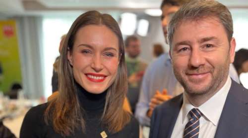 Συνομιλία και φωτογραφία Ανδρουλάκη με τη νεαρή πρωθυπουργό της Φινλανδίας στους ευρωσοσιαλιστές