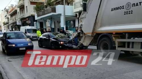 Πάτρα: Αυτοκίνητο "καρφώθηκε" σε απορριμματοφόρο - Στο νοσοκομείο υπάλληλος καθαριότητας