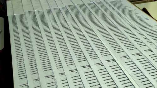 Δημοτικές εκλογές 2023: Καταγγελία για εκλογικό τμήμα στην Κυψέλη- &quot;Μοιράζουν πρώτο το ψηφοδέλτιο Κασιδιάρη&quot;