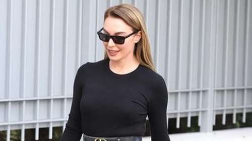 Τατιάνα Στεφανίδου: Φόρεσε το πιο αμφιλεγόμενο παντελόνι της σεζόν - Ο συνδυασμός με Dior και Chanel