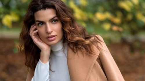 Τόνια Σωτηροπούλου: Καθαρά Δευτέρα στο πανέμορφο Λονδίνο - Τα λουλούδια, τα φωτάκια και ο Μαραβέγιας