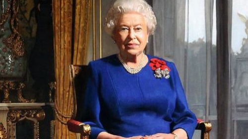 Βασίλισσα Ελισάβετ: Oι 15 σταθμοί από τη συναρπαστική ζωή της γυναίκας που λάτρεψαν οι Βρετανοί