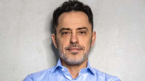 Ποιος είναι ο Έλληνας που αναλαμβάνει διευθυντική θέση στη Microsoft - Υπεύθυνος για Ευρώπη, Μέση Ανατολή και Αφρική