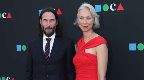 Κιάνου Ριβς: Η σπάνια εμφάνιση με τη αντισυμβατική, γκριζομάλλα, υπέροχη σύντροφό του