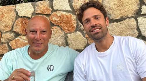 Νίκος Γκάλης και Κωνσταντίνος Αργυρός μαζί σε γιορτινό τραπέζι τον Δεκαπενταύγουστο [εικόνες - βίντεο]