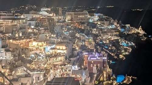 Ο υπερτουρισμός σκοτώνει τα νησιά - Η συγκλονιστική ανάρτηση της ψυχολόγου Χρηστίδη που έγινε viral