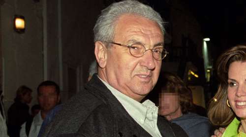 Στο σφυρί η θρυλική, πολυτελής βίλα του Κοντομηνά στην Υδρα - Με θέα στο λιμάνι [εικόνα]