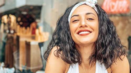 Ευγενία Σαμαρά: Η αλήθεια για τον αδελφό της που έγινε viral λόγω γενεθλίων