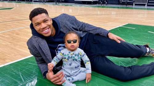 Γιάννης Αντετοκούνμπο: Απίθανη εμφάνιση με τους γιους του για το Halloween - Οι τρυφερές φωτό