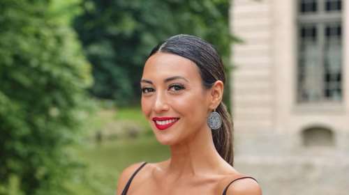 Ευγενία Σαμαρά: Οσκαρική εμφάνιση σε γάμο, σε κάστρο της Γαλλίας - Με εντυπωσιακή μαύρη τουαλέτα [εικόνες]