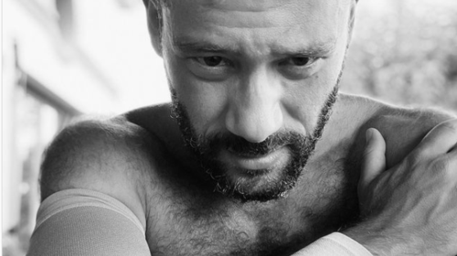 Αντίνοος Αλμπάνης: Το πρόβλημα στο χέρι μετά την θεραπεία για τον καρκίνο - Τι του συνέβη