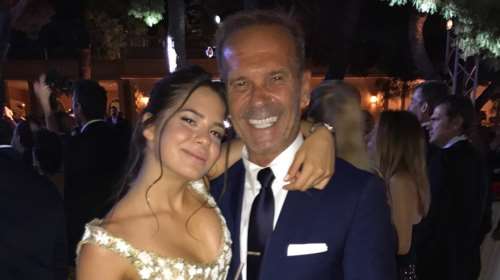 Αλεξάνδρα Κωστοπούλου - Πέτρος Κωστόπουλος: Η σπάνια κοινή εμφάνιση μπαμπά και κόρης στην Αθήνα