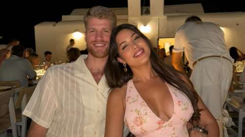 Τόμας Γουόκαπ - Εστρέλα Νούρι: Κρυφός γάμος σε ξωκλήσι στη Μήλο - Το πάρτι με τον ύμνο του Ολυμπιακού [βίντεο]