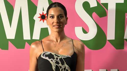 Σταματίνα Τσιμτσιλή: Έτσι πήγε στον αγιασμό τoυ σχολείου του 6χρονου γιου της Ιωάννη Σοφού