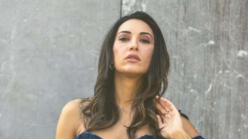 Ευγενία Σαμαρά: Σούπερ στιλάτη σε βραδινή έξοδο πριν τις γιορτές - Με τον σύντροφό της [εικόνες]