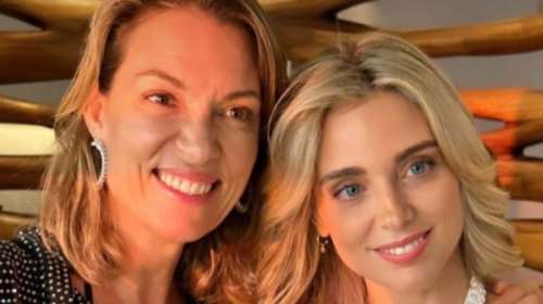 Μαριάνα Γουλανδρή Λαιμού - Βίκυ Καγιά: Με μίνι φορέματα σε λευκό και μαύρο σε πάρτι στη Μύκονο