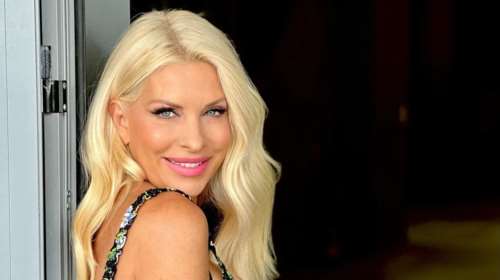 Ελένη Μενεγάκη: &quot;Κάθε τέλος ταξιδιού, η αρχή του επόμενου&quot;