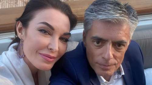 Τατιάνα Στεφανίδου: Με Zara φούστα στο χρώμα που μας φτιάχνει τη διάθεση