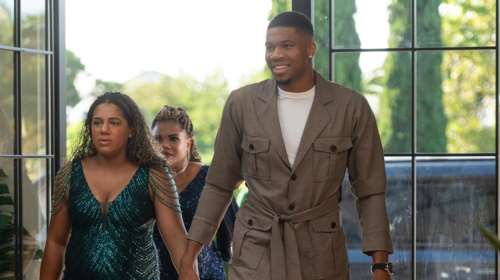 Ανατροπή με τον γάμο του Γιάννη Αντετοκούνμπο; &quot;Ποιος παντρεύεται βρε παιδιά;&quot;- Τι είπε off camera