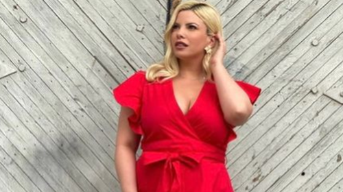 Αντελίνα Βαρθακούρη: Ποζάρει με μαγιό μετά την απώλεια κιλών - Η εντυπωσιακή φωτογραφία