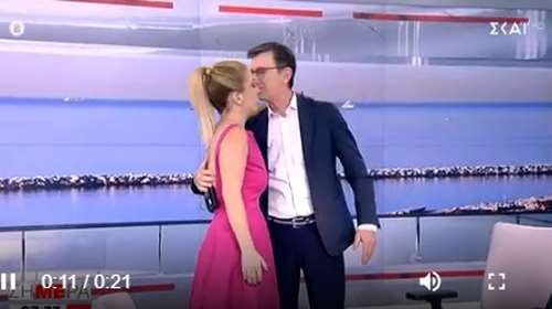 Το φιλί και το αντίο του Πορτοσάλτε στην Αναστασοπούλου - Η συγκίνηση της παρουσιάστριας [βίντεο]