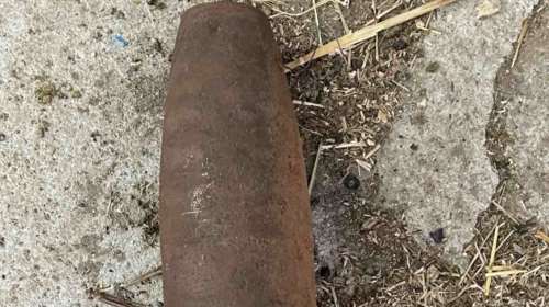 Συνελήφθη 57χρονος στη Θεσσαλονίκη - Σε οικόπεδό του υπήρχαν οβίδα και τμήματα εκρηκτικού μηχανισμού