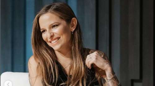 Εριέττα Κούρκουλου - Λάτση: Η πρώτη βραδινή έξοδος 13 μέρες μετά τη γέννα - Με glam μακιγιάζ και τέλεια μαλλιά με φιόγκο