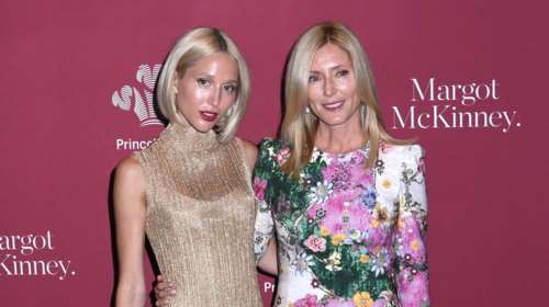 Μαρί Σαντάλ - Μαρία Ολυμπία: Οι καθυστερημένες ευχές της μαμάς στην κόρη και το απίθανο φόρεμα της εορτάζουσας