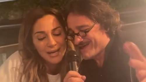 Αυτοσχέδιο γλέντι στου Ψυρρή με Βανδή και Χαραλαμπόπουλο - Είπαν παλιές επιτυχίες και το νέο τραγούδι &quot;Εχω εμένα&quot; [βίντεο]