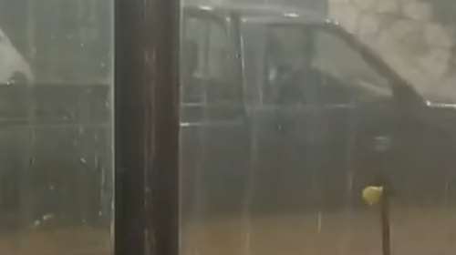 Επελαύνει η κακοκαιρία: Έντονες βροχές σε Φιλιππιάδα, Βόνιτσα και Πρέβεζας – Έπεσαν δέντρα, πλημμύρισαν υπόγεια