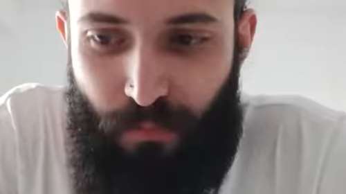 Προσήγαγαν επιζώντα των Τεμπών μετά από συλλαλητήριο - &quot;Εχω αναπνευστικά προβλήματα και πανικοβλήθηκα με τα δακρυγόνα&quot;