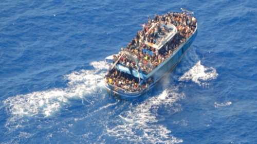 Ναυάγιο στην Πύλο: Το Politico γράφει ότι η Ελλάδα δεν απάντησε ποτέ σε πρόταση της Frontex να στείλει αεροπλάνο