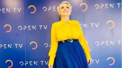 Open: Η δημοσιογράφος που ντύθηκε και φωτογραφήθηκε με τα χρώματα της Ουκρανίας μέσα στο κανάλι