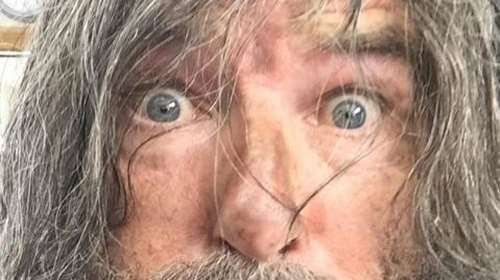 Αγνώριστος ο διάσημος ηθοποιός την... έκτη εβδομάδα καραντίνας [εικόνα]